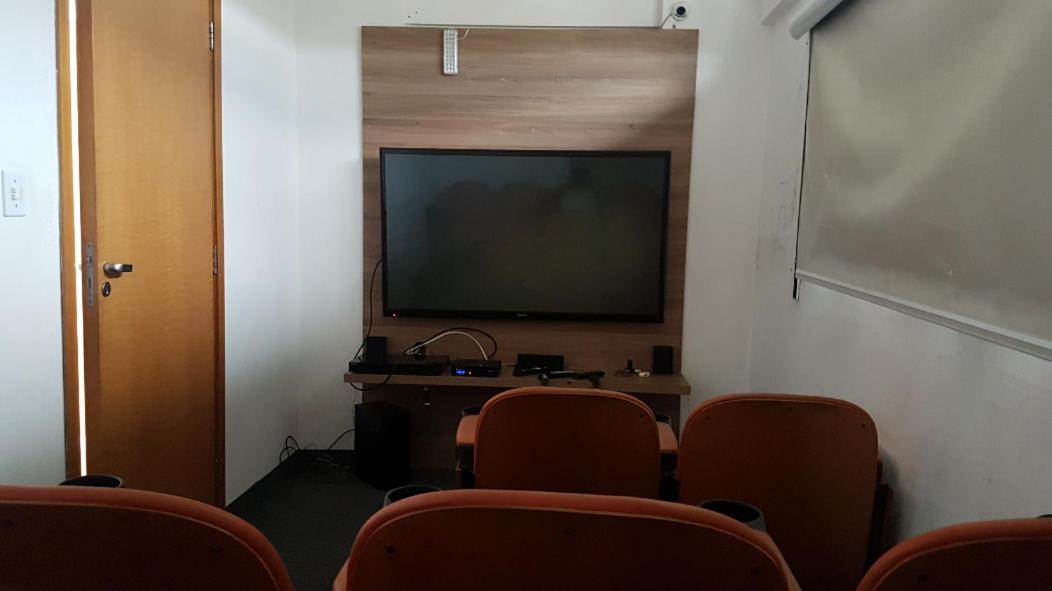 Spot Residence Sao Carlos 700M Da Usp Екстериор снимка