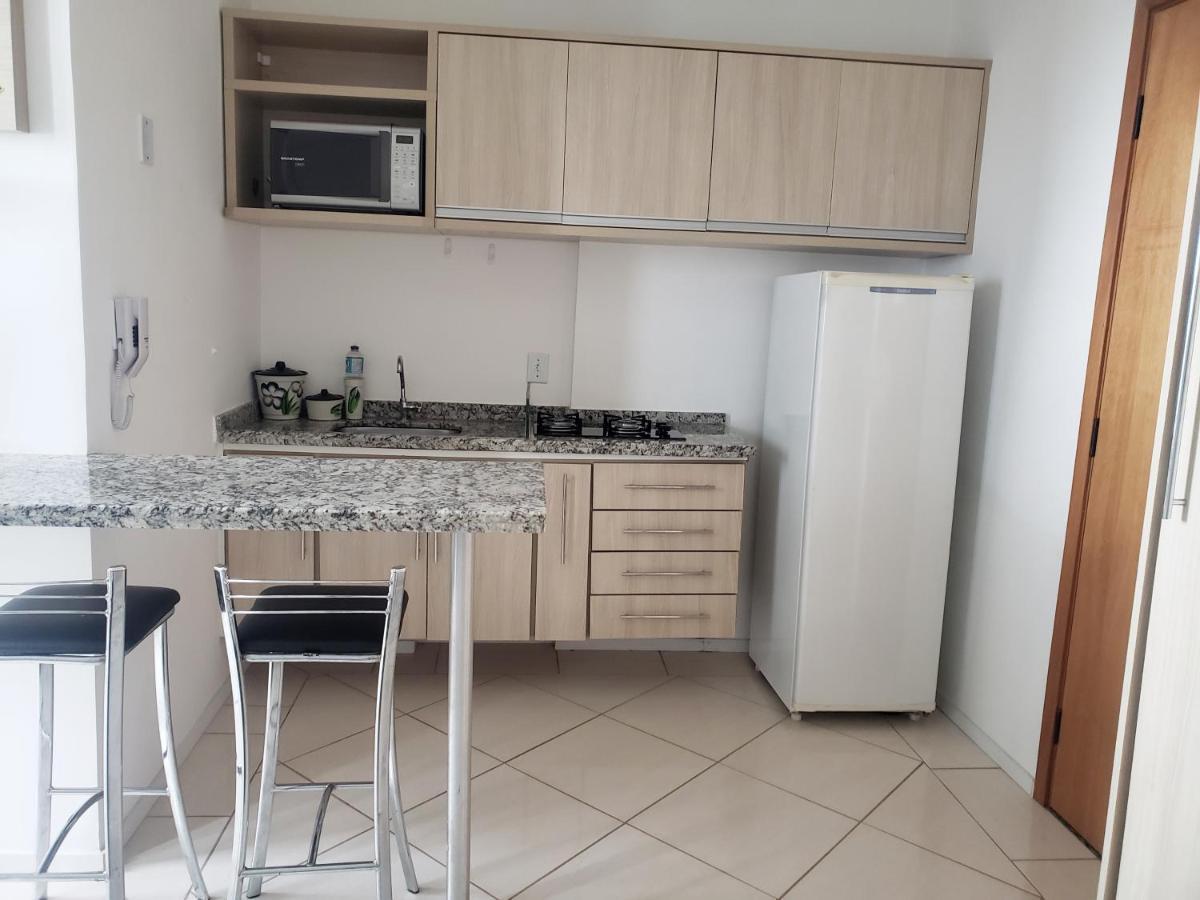 Spot Residence Sao Carlos 700M Da Usp Екстериор снимка